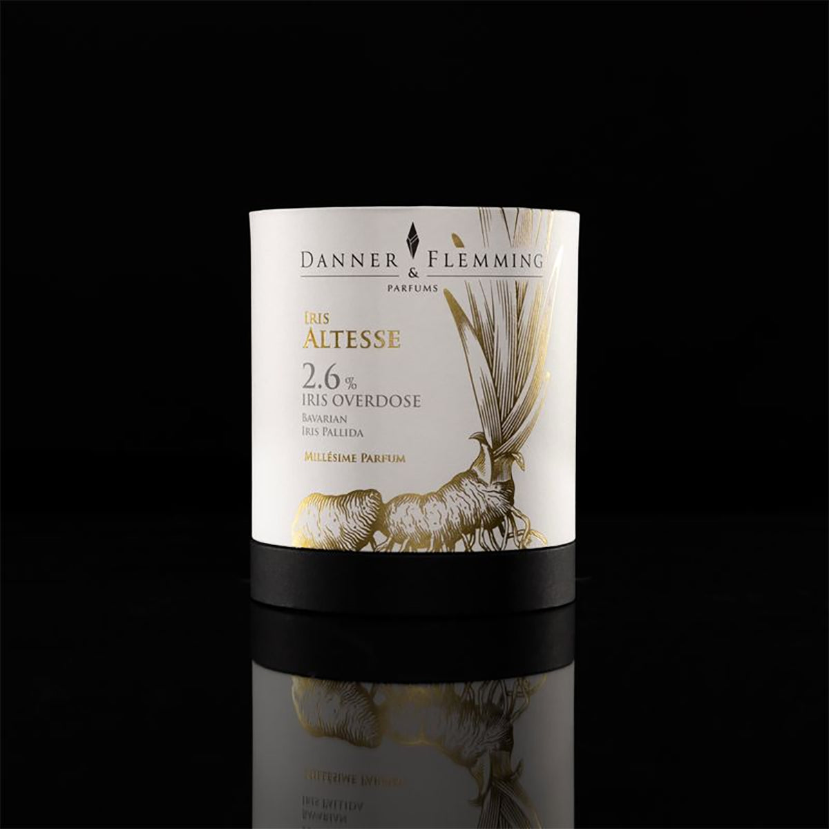 Iris Altesse box by Danner & Flemming at Indigo